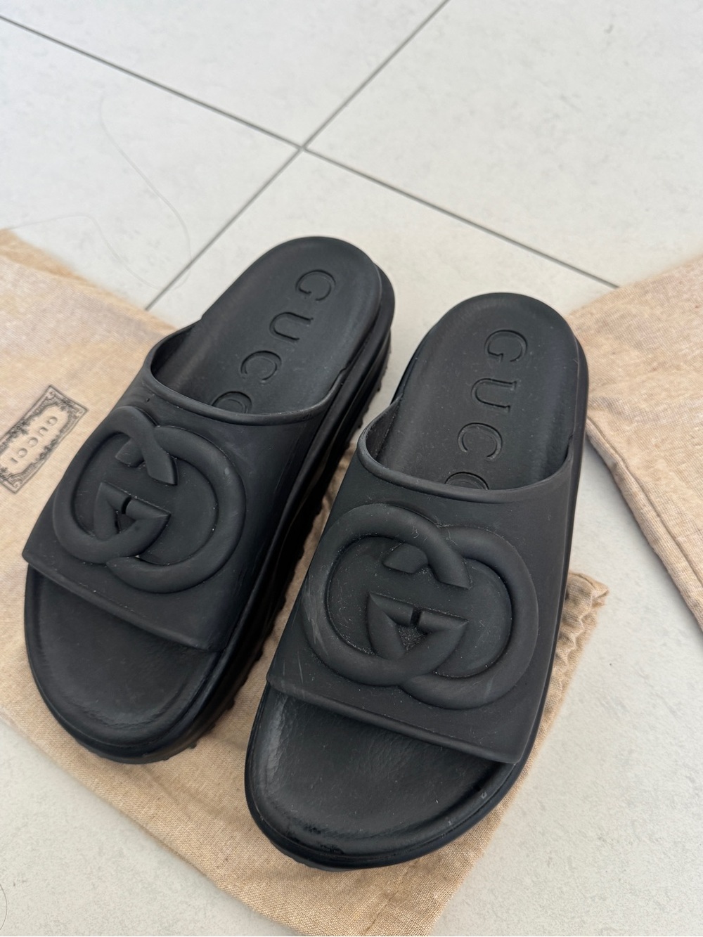 GUCCI PLATFORM SLIDES WOMEN